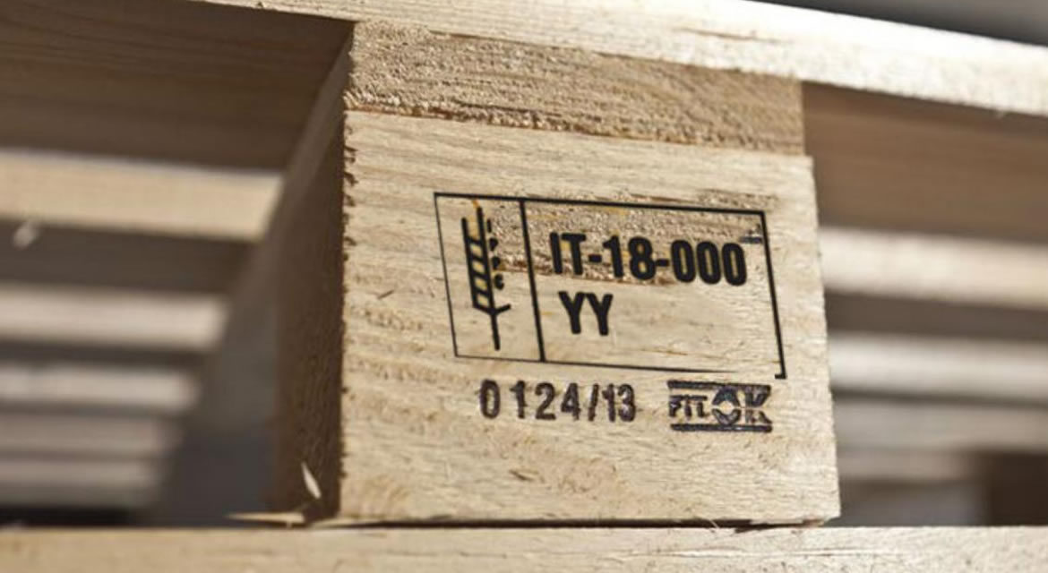 Imballaggi in legno con marcatura personalizzata